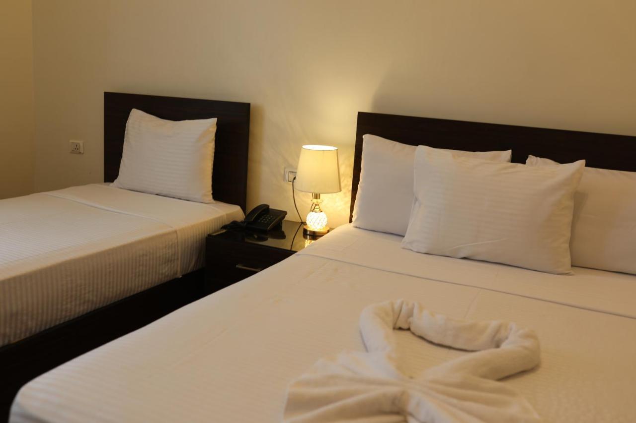 New Midtown Hostel Kairo Bagian luar foto