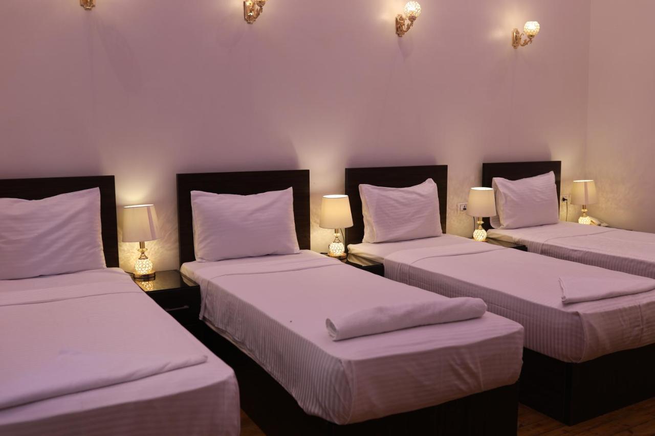New Midtown Hostel Kairo Bagian luar foto